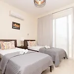 Malama 2 Ekaterina 2 Bedroom *