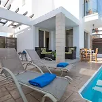 Βίλα Malama 2 Ekaterina 2 Bedroom Παραλίμνι