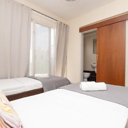 Malama 2 Ekaterina 2 Bedroom Villa Paralímni